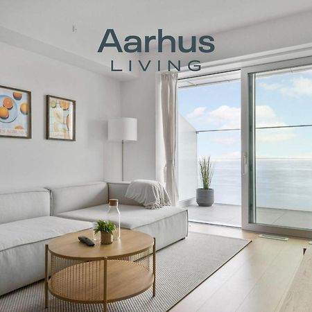 Appartamento Endless Ocean Views With Private Balcony Århus Esterno foto