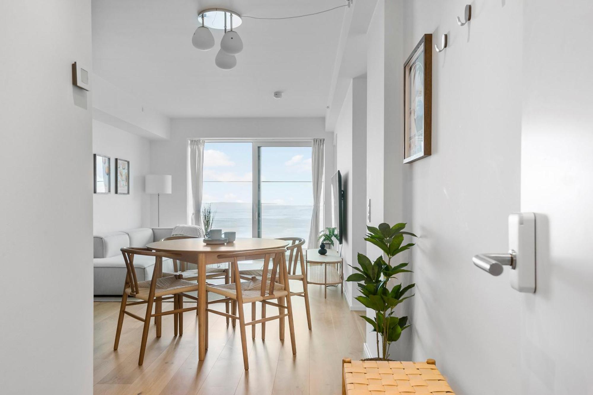 Appartamento Endless Ocean Views With Private Balcony Århus Esterno foto